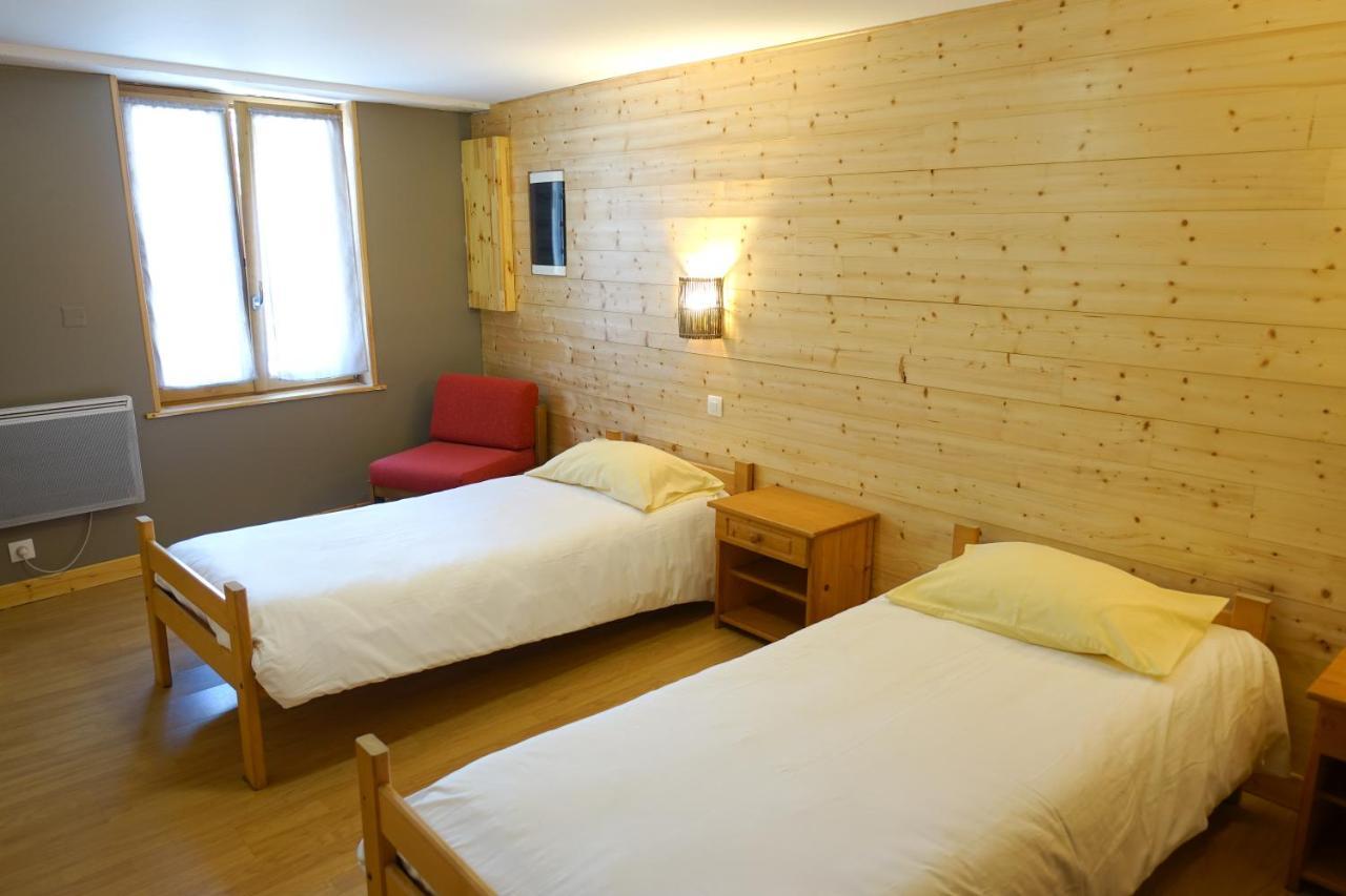 Saint-André-dʼEmbrun Appartement Spacieux Avec Terrasse מראה חיצוני תמונה